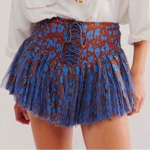 Free People FP One Blossom Mini
Skort in Leopard Brown Combo Sz XS